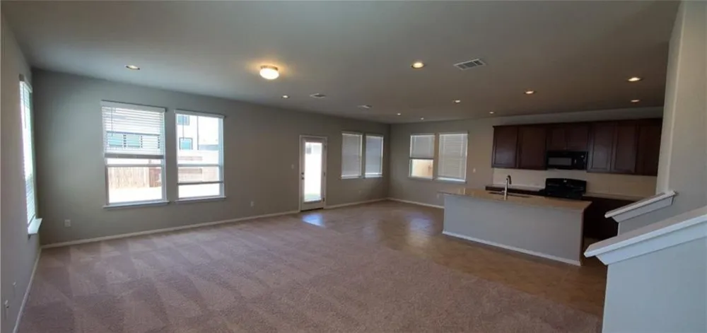 163 Heather Glen Way Maxwell, TX 78656