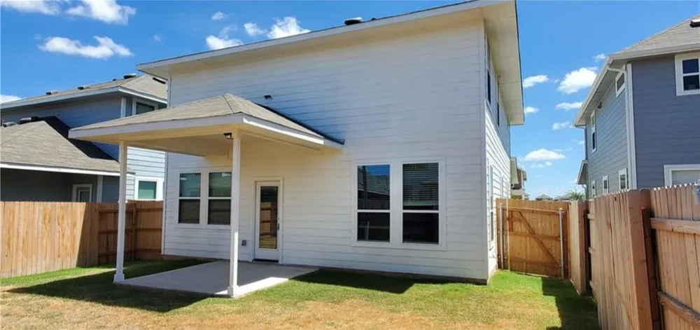 163 Heather Glen Way Maxwell, TX 78656