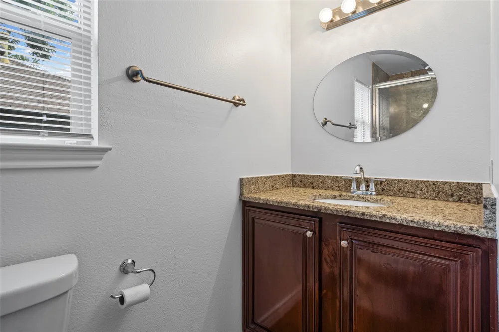 1611 E 13th Street #B Austin, TX 78702
