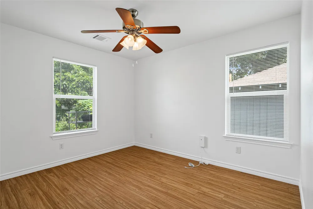 1611 E 13th Street #B Austin, TX 78702