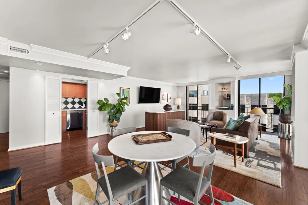 1122 Colorado Street #1202 Austin, TX 78701
