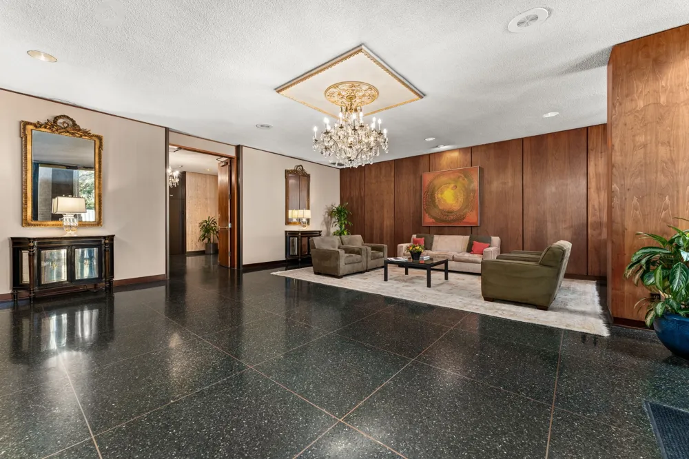 1122 Colorado Street #1202 Austin, TX 78701