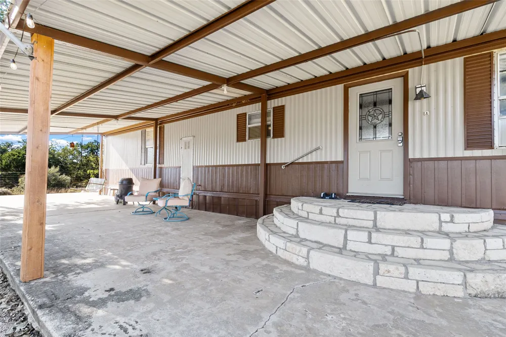 100 South Street Tow, TX 78672