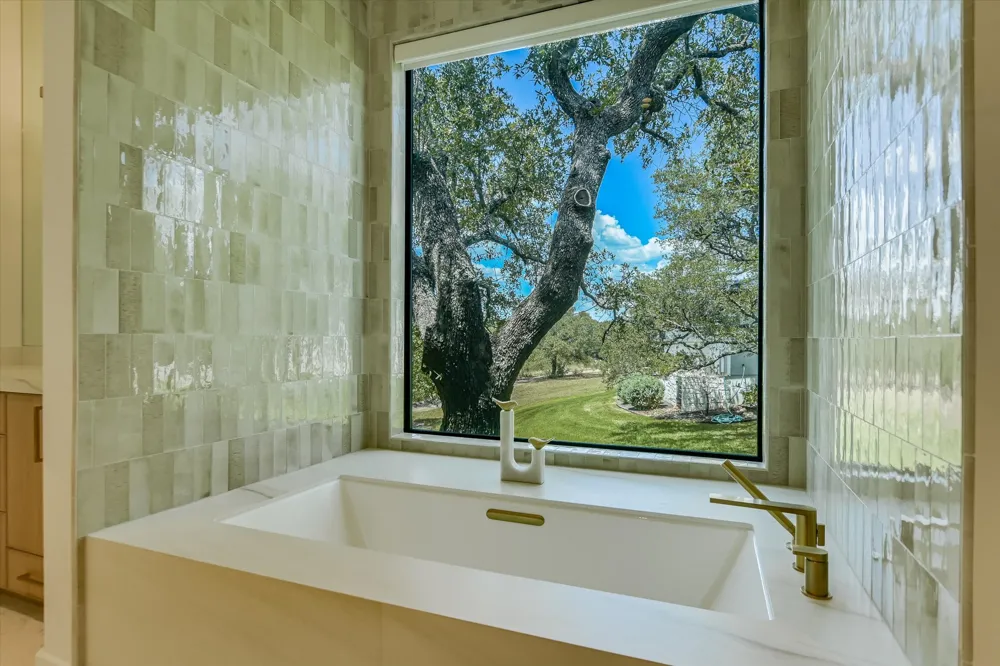 146 Coral Berry Horseshoe Bay, TX 78657