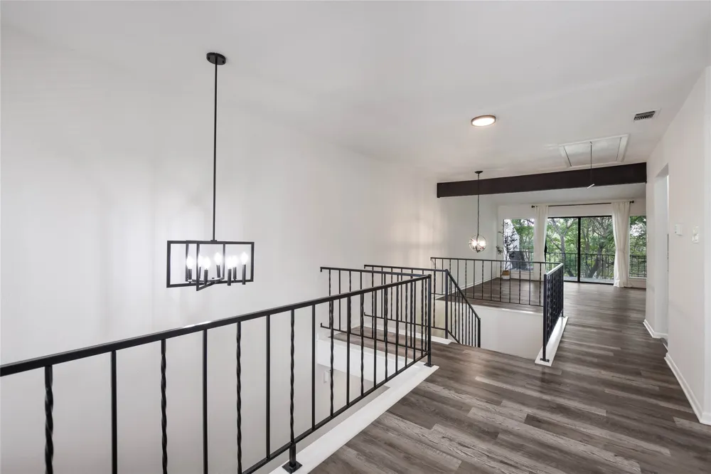 18801 Hogan Circle #2 Lago Vista, TX 78645