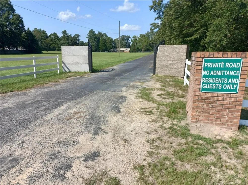 112 Lakeview Drive Red Springs, NC 28377