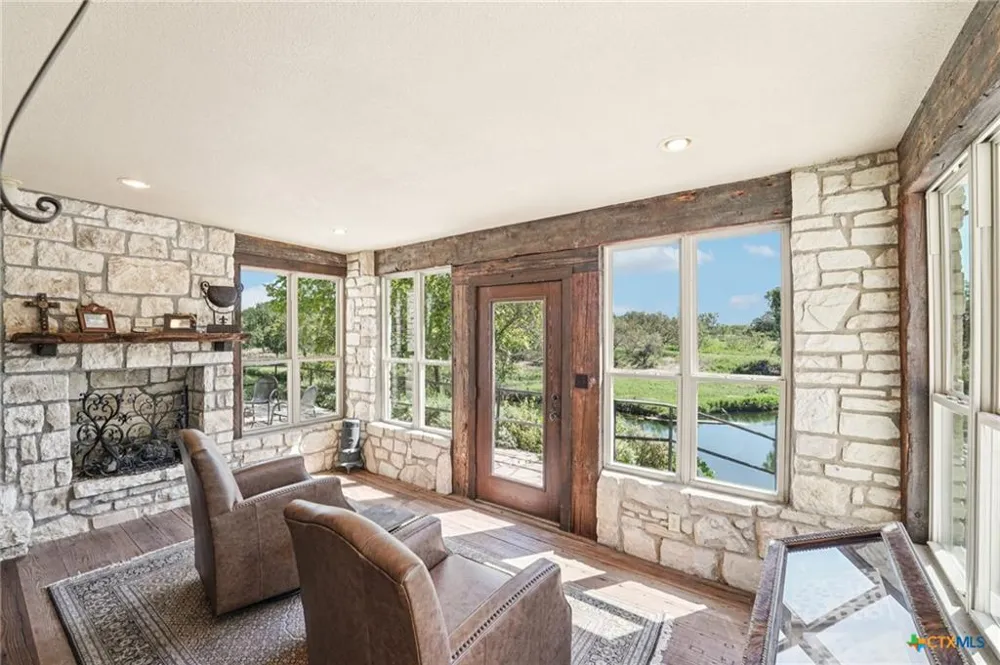 190 Private Road 3011 Lampasas, TX 76550