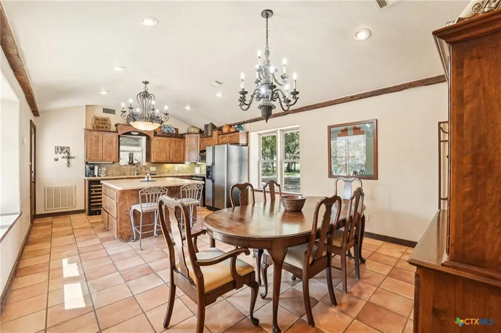 190 Private Road 3011 Lampasas, TX 76550