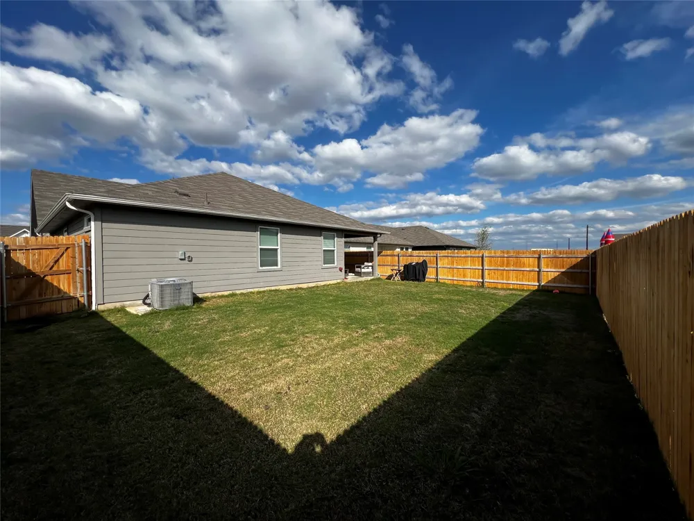 1009 Marvin Way Seguin, TX 78155