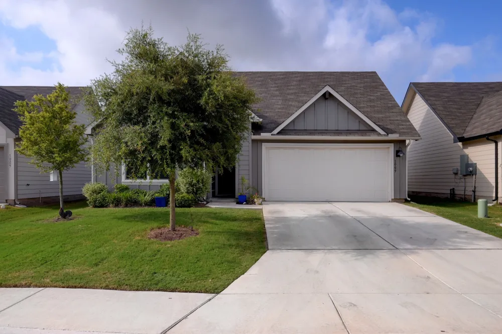1009 Marvin Way Seguin, TX 78155