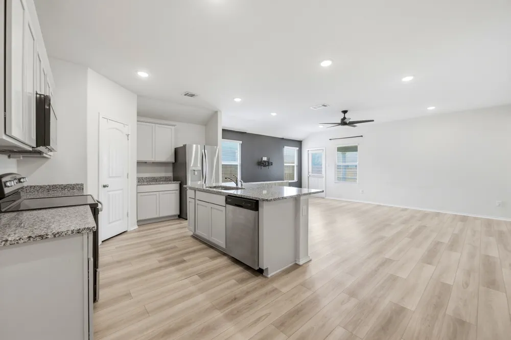 1009 Marvin Way Seguin, TX 78155