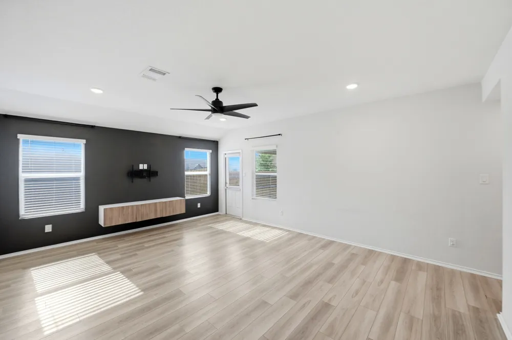 1009 Marvin Way Seguin, TX 78155