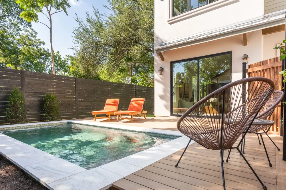 2506 E 2nd Street #2 Austin, TX 78702