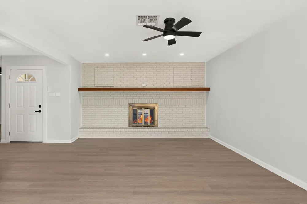 833 Ross Circle Lockhart, TX 78644