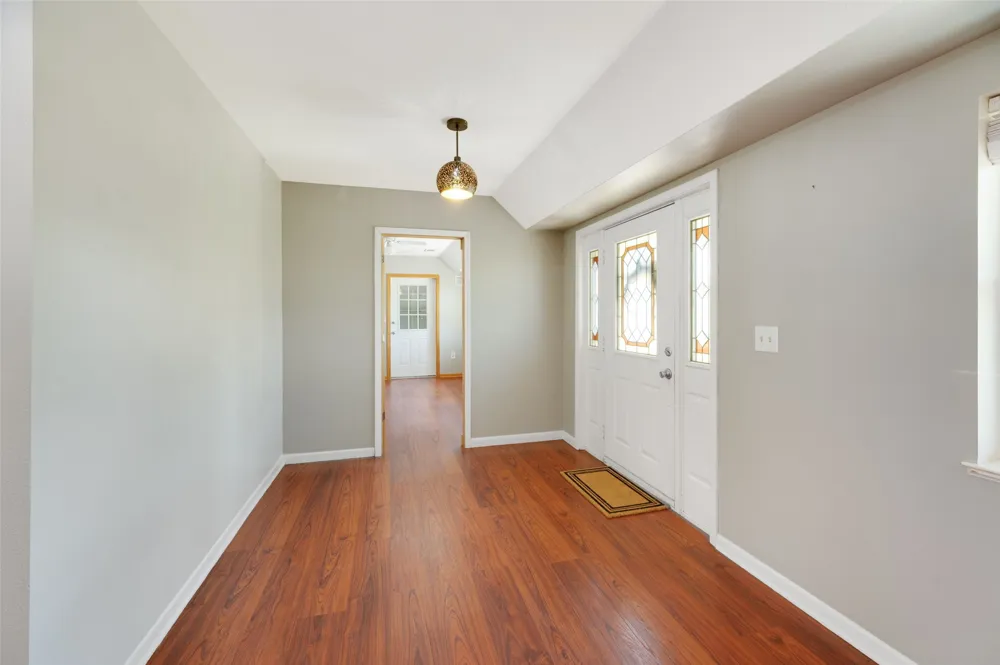180 Ironstone Road Smithville, TX 78957