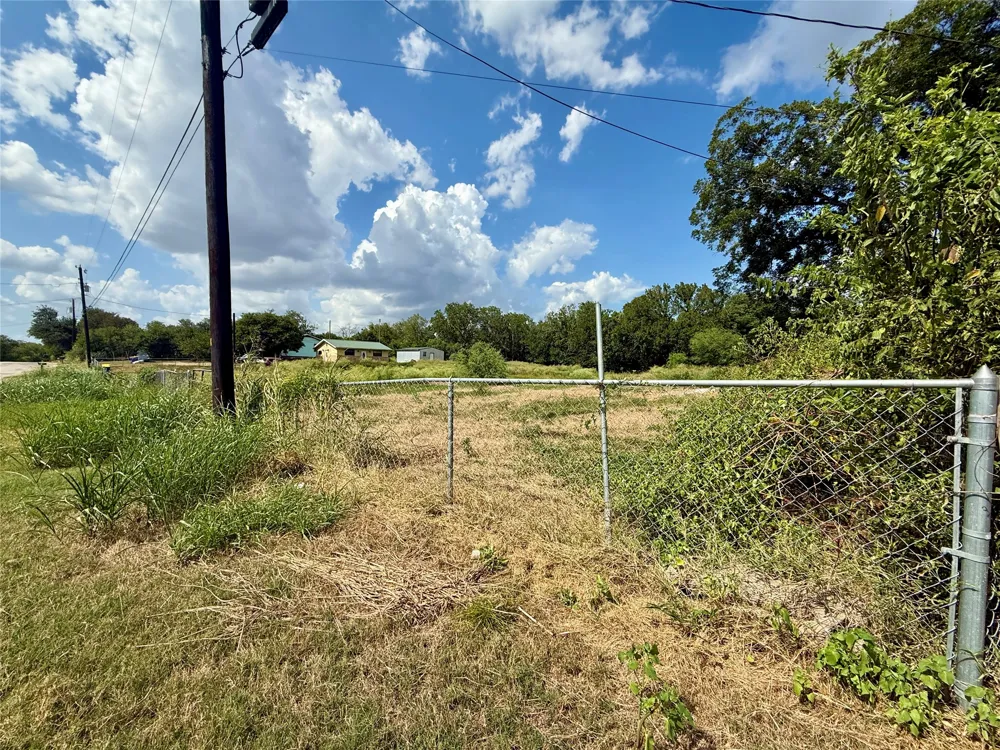 Ainsworth Street Gonzales, TX 78629