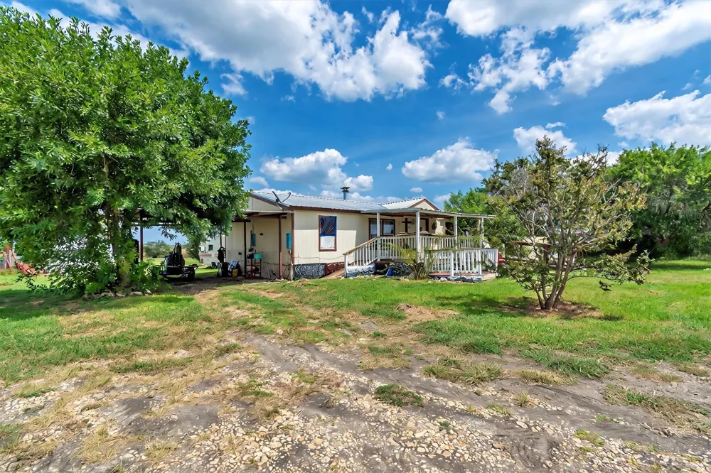 11615 State Highway 123 Highway Seguin, TX 78155