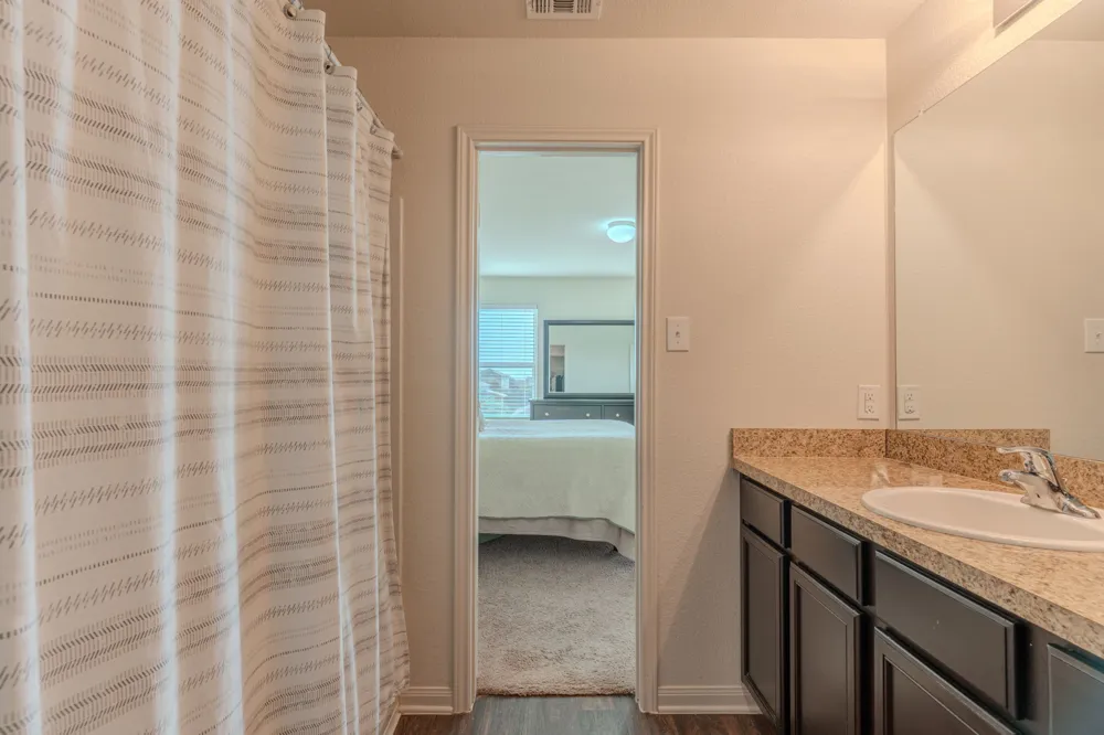 204 Denson Lane #26C Jarrell, TX 76537