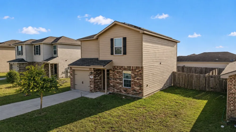 204 Denson Lane #26C Jarrell, TX 76537