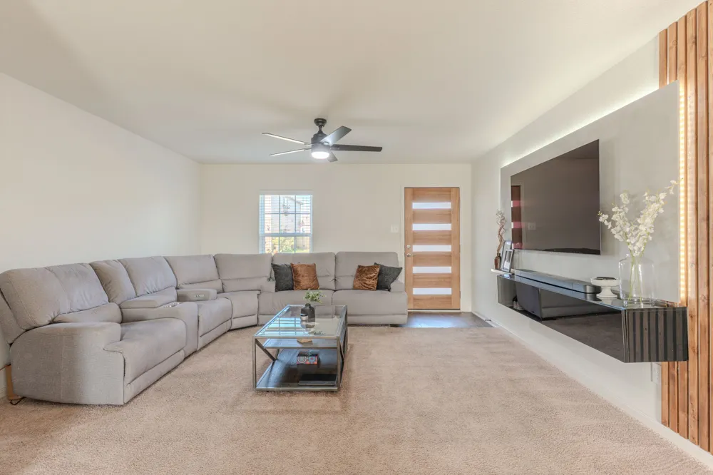 204 Denson Lane #26C Jarrell, TX 76537