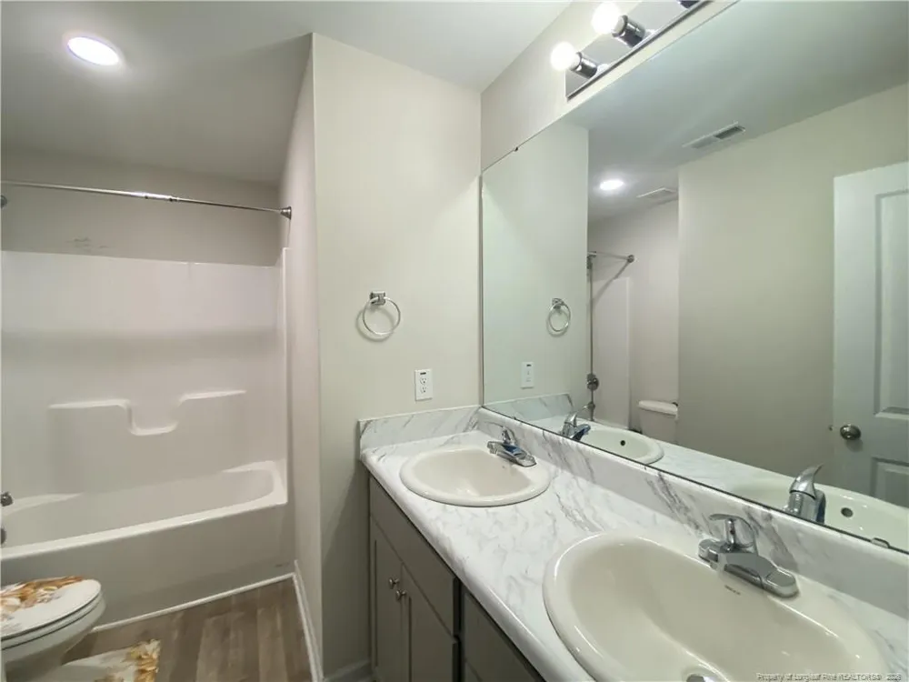 808 Old Angus Lane Spring Lake, NC 28390