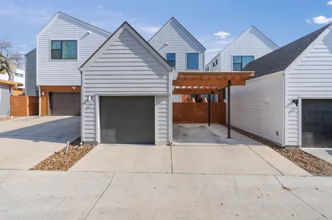 4020 Airport Boulevard #7