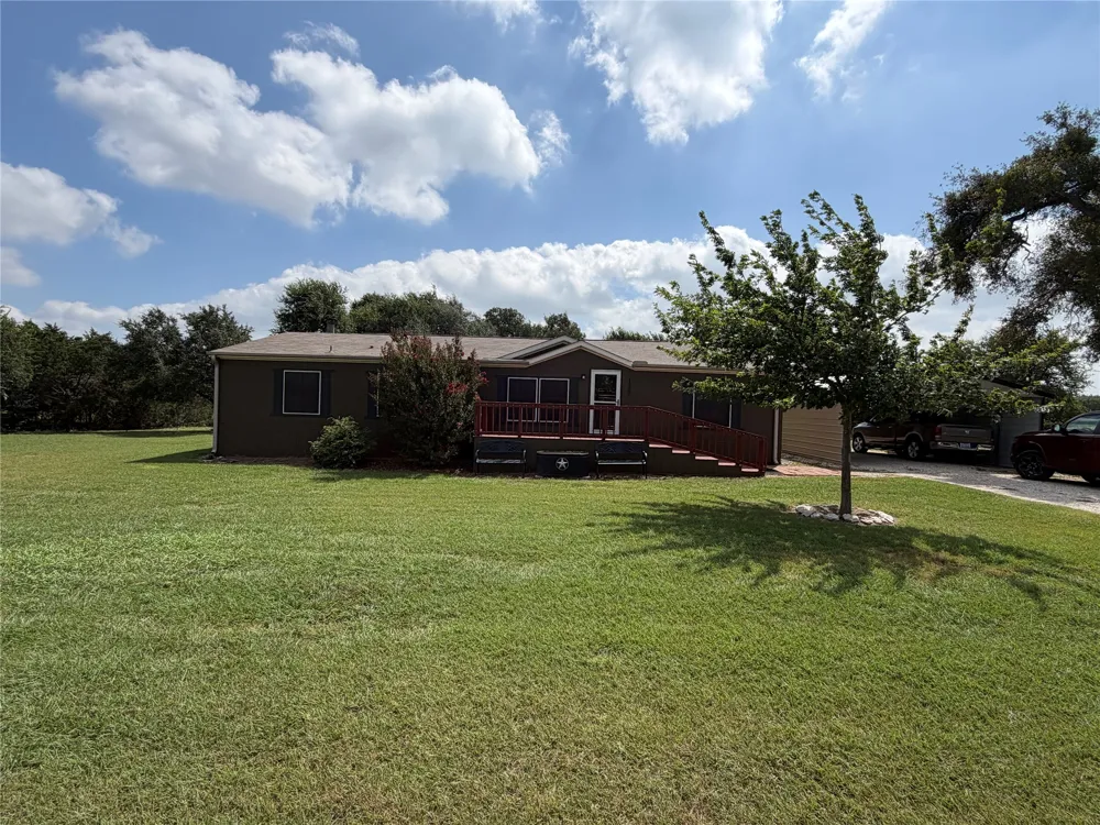 1320 Highway 138 Florence, TX 76527