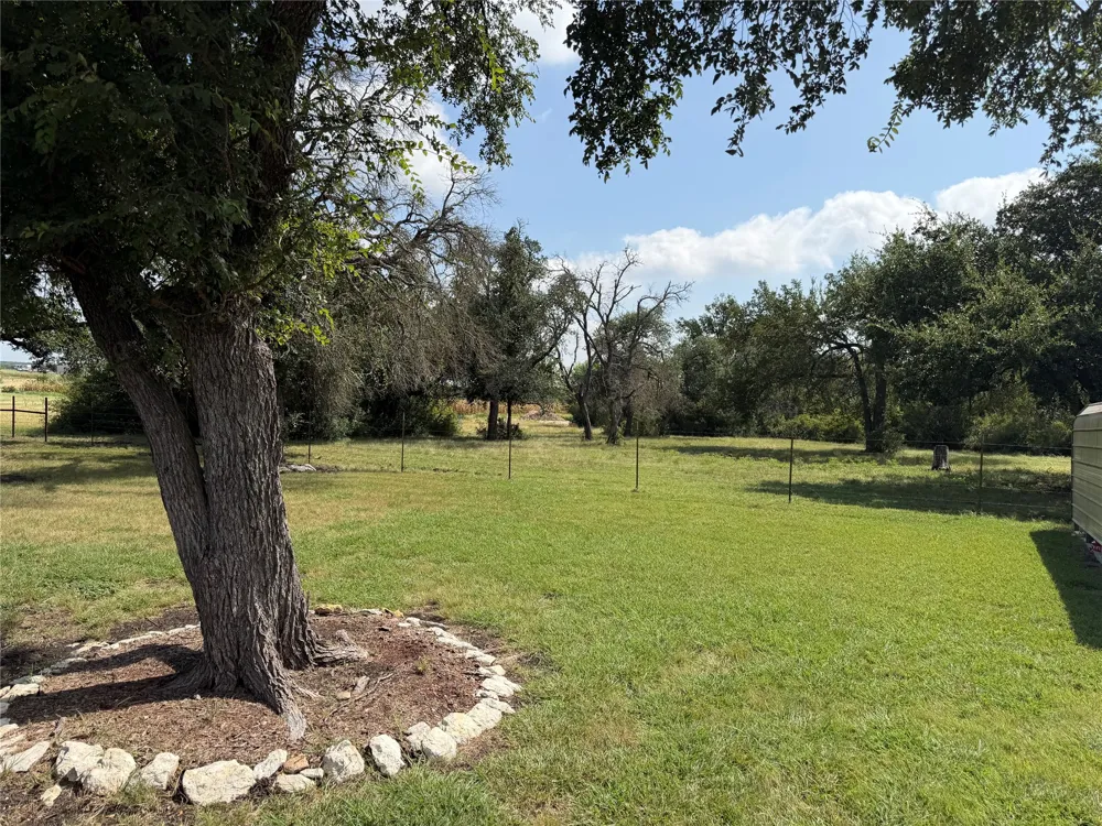 1320 Highway 138 Florence, TX 76527