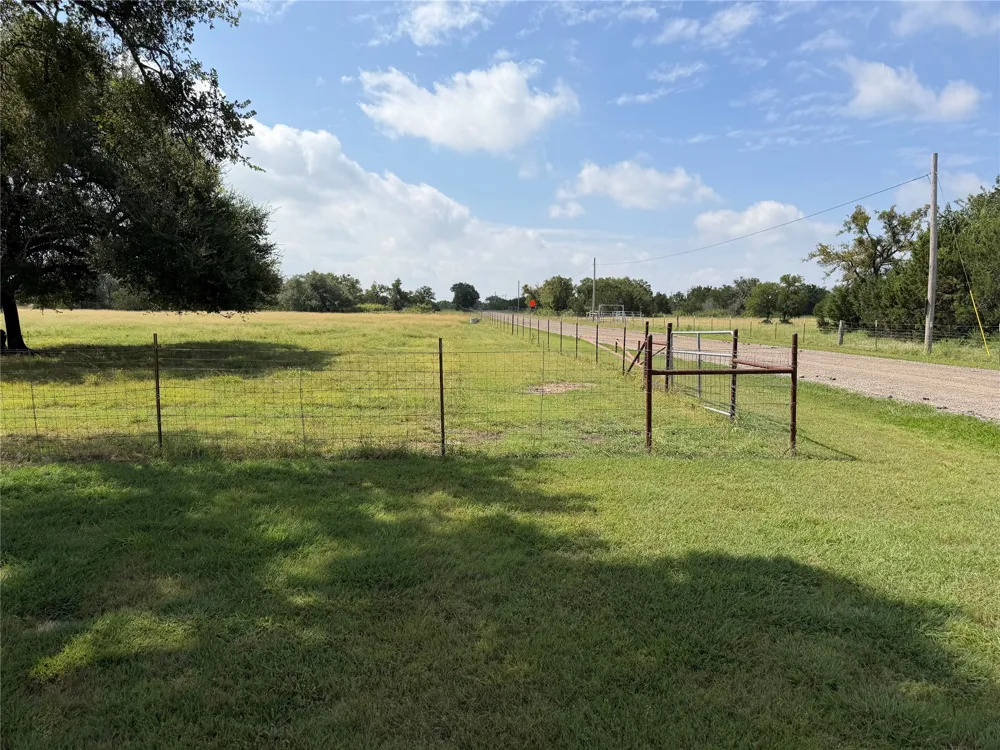 1320 Highway 138 Florence, TX 76527