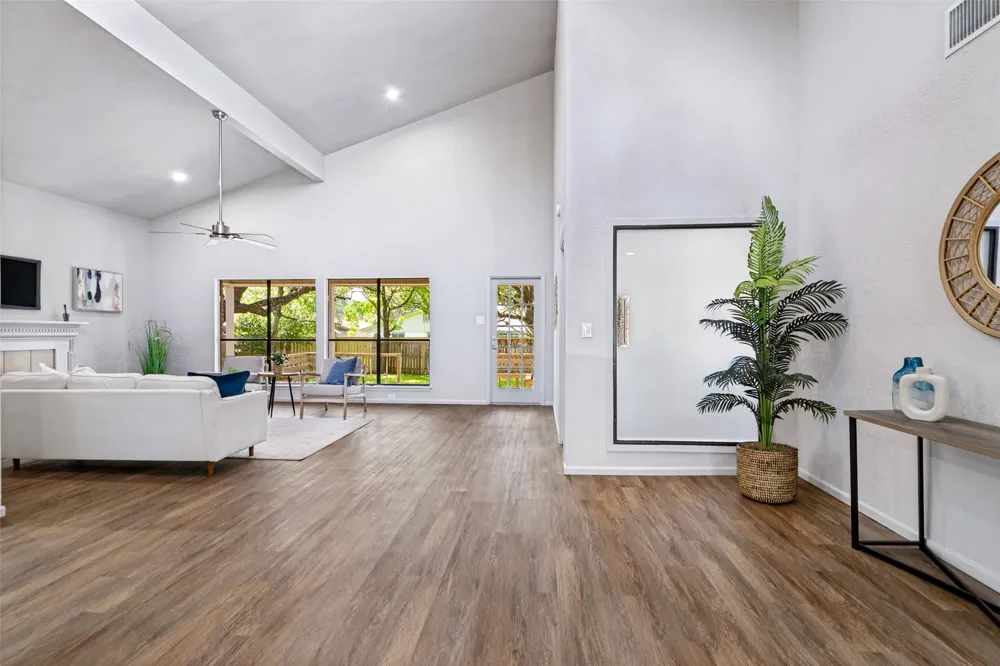 4258 Tall Elm Woods San Antonio, TX 78249