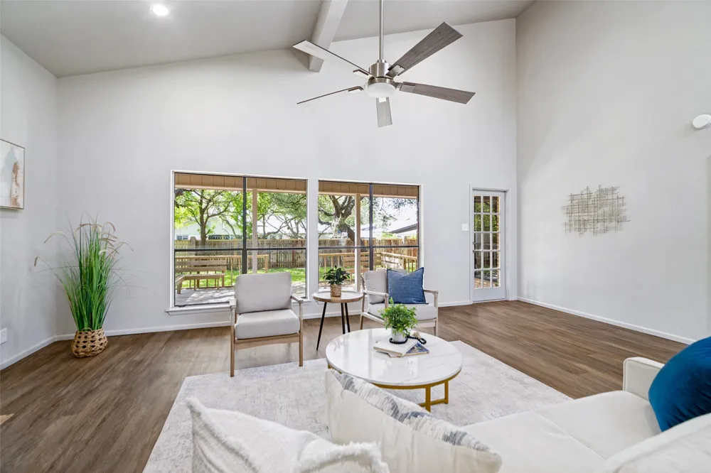 4258 Tall Elm Woods San Antonio, TX 78249