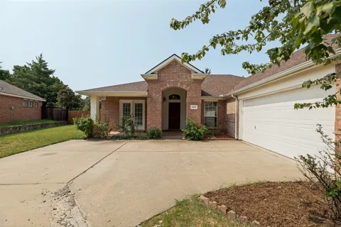 1412 Sleepy Hollow Drive