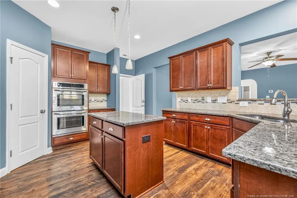 122 Wedgefield Drive Raeford, NC 28376