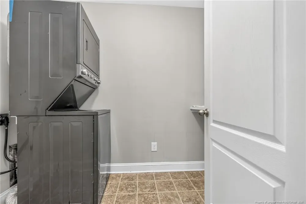 122 Wedgefield Drive Raeford, NC 28376