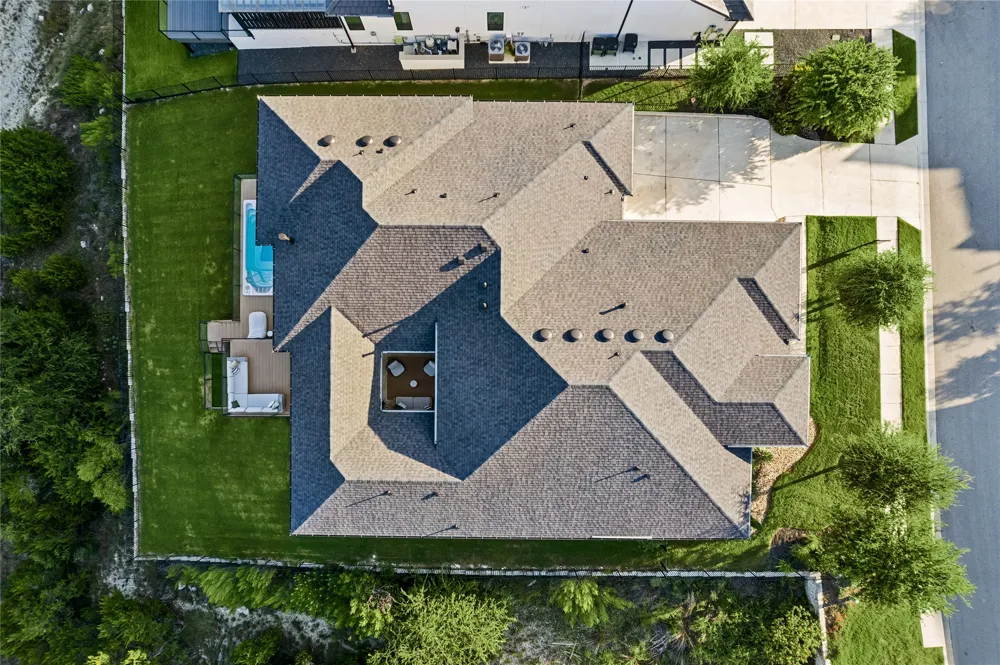 2421 Bel Paese Bend Leander, TX 78641