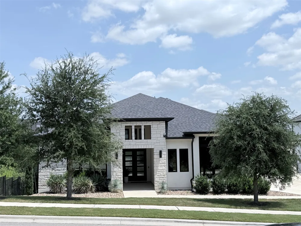 2421 Bel Paese Bend Leander, TX 78641