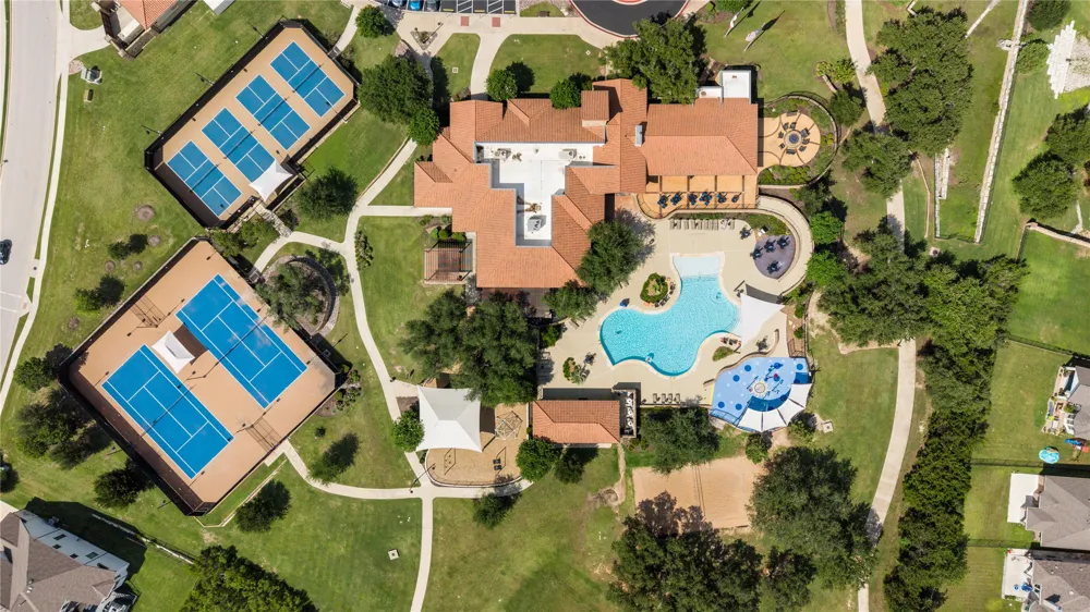 2421 Bel Paese Bend Leander, TX 78641