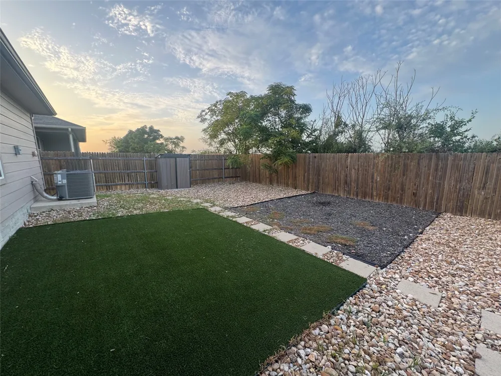 319 Shimmering Cove San Marcos, TX 78666