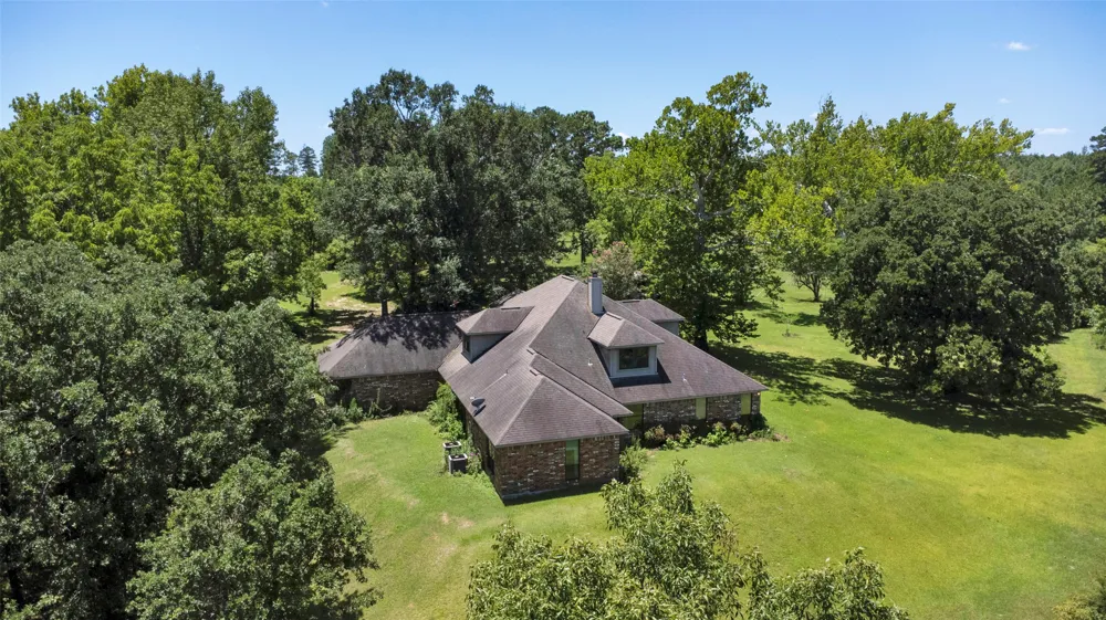 1655 County Road 1627 Road Linden, TX 75630