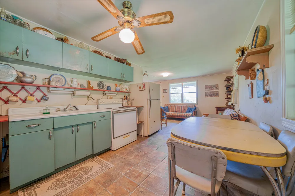 1655 County Road 1627 Road Linden, TX 75630
