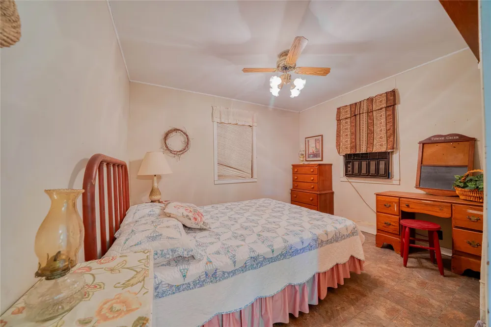 1655 County Road 1627 Road Linden, TX 75630