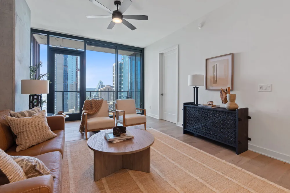 84 East Avenue #2610 Austin, TX 78701