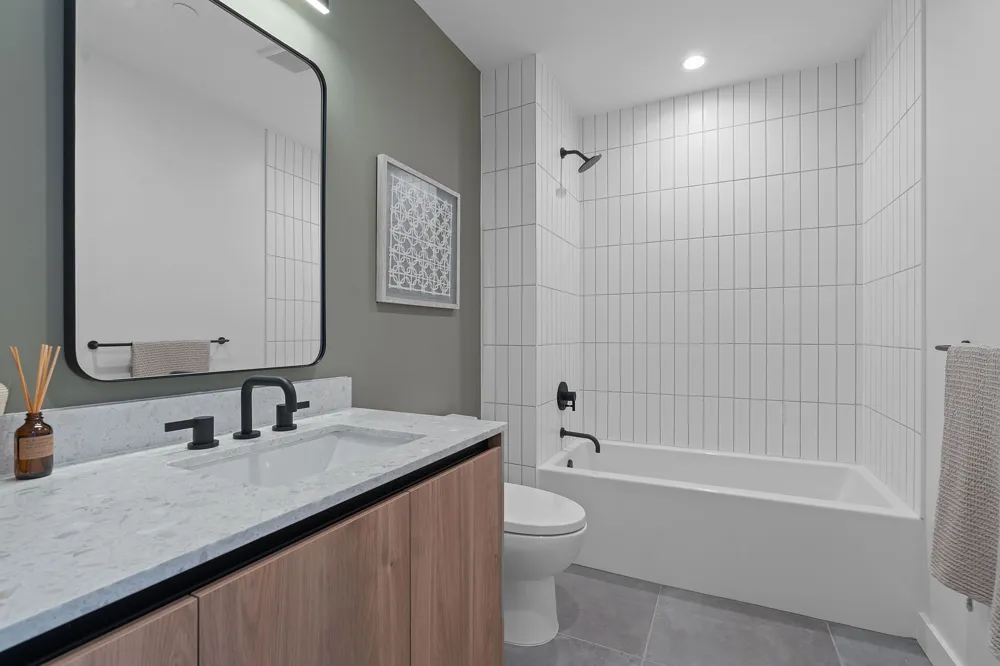 84 East Avenue #2610 Austin, TX 78701
