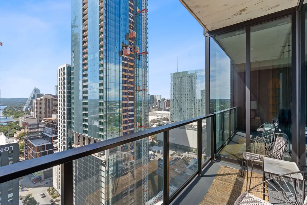 84 East Avenue #2610 Austin, TX 78701
