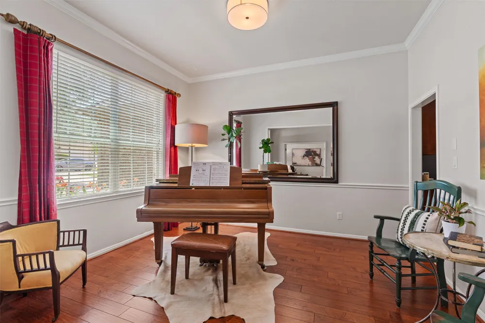 2605 Shire Ridge Drive Austin, TX 78732