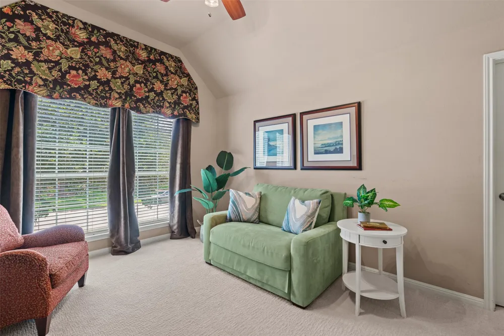2605 Shire Ridge Drive Austin, TX 78732
