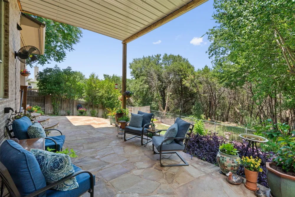 2605 Shire Ridge Drive Austin, TX 78732