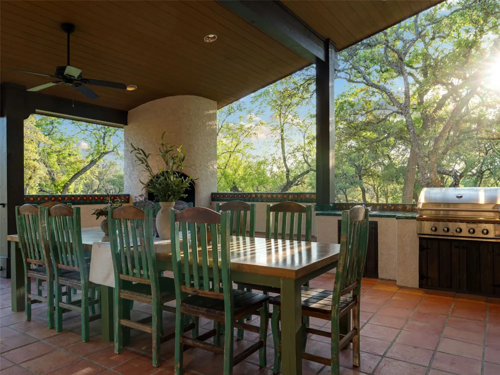 862 Grape Creek Road Fredericksburg, TX 78624