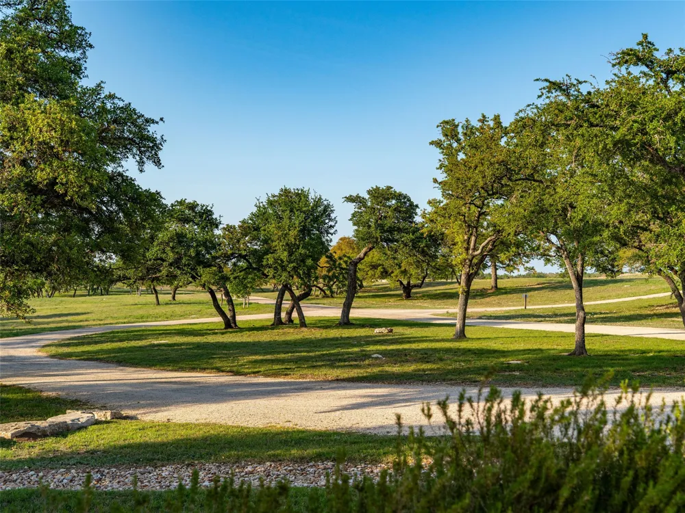 862 Grape Creek Road Fredericksburg, TX 78624