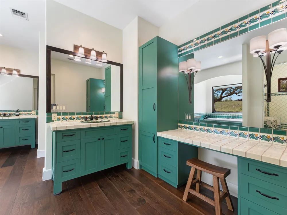 862 Grape Creek Road Fredericksburg, TX 78624